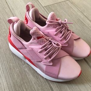 Puma Enzos pink and red worn once!